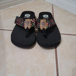Black Sandals with Multicolor Weaved Straps